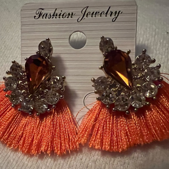 Jewelry - Orange tassel earrings